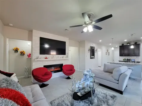 610 Autumn Flats Way Rosharon TX 77583