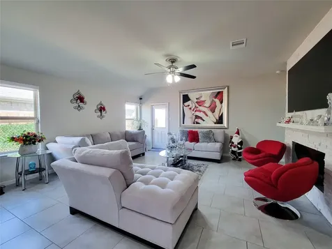 610 Autumn Flats Way Rosharon TX 77583