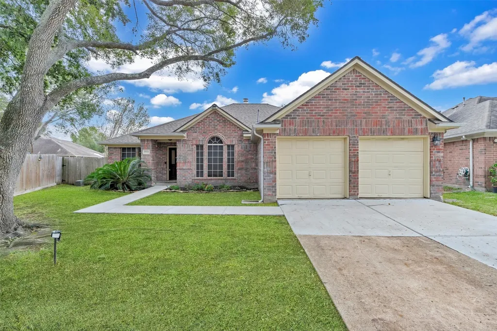 17803 Inland Oaks Drive Richmond TX 77407