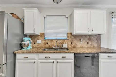 17803 Inland Oaks Drive Richmond TX 77407