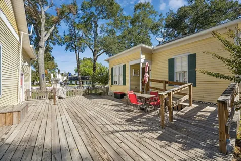 305 Hardeman Street Sealy TX 77474