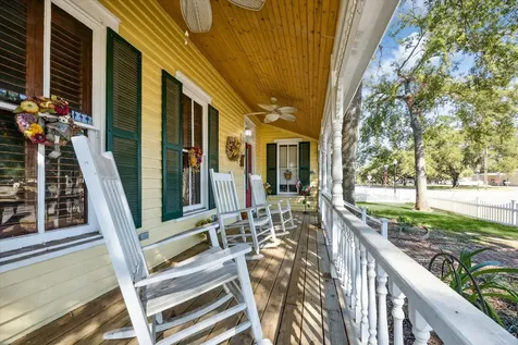 305 Hardeman Street Sealy TX 77474