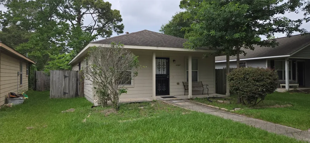 11807 Greenmesa Drive Houston TX 77044