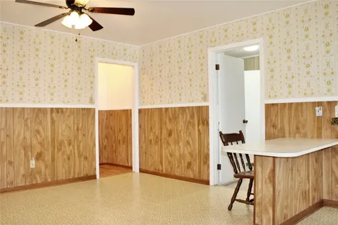 218 Smith Street Columbus TX 78934