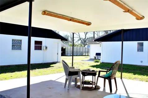 218 Smith Street Columbus TX 78934