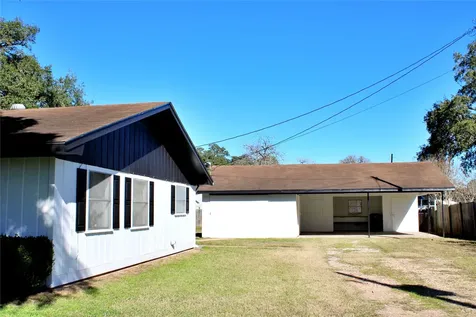 218 Smith Street Columbus TX 78934