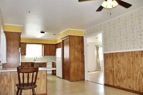 218 Smith Street Columbus TX 78934