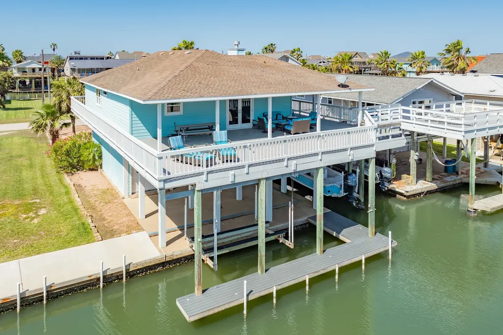 247 Schooner Drive Freeport TX 77541