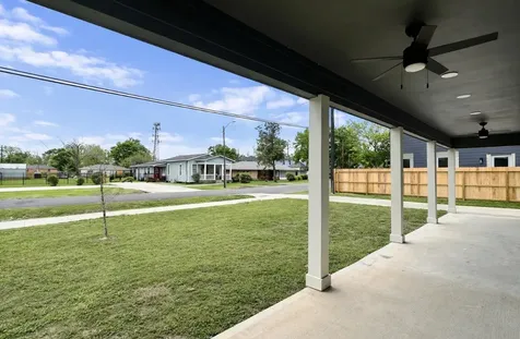 5125 Larkspur Street Houston TX 77033