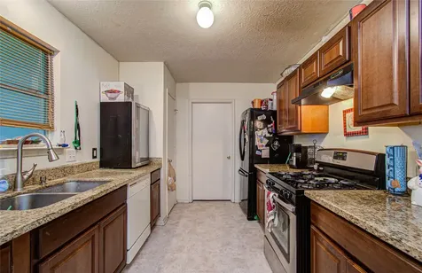 6022 Sattler Park Drive Houston TX 77086