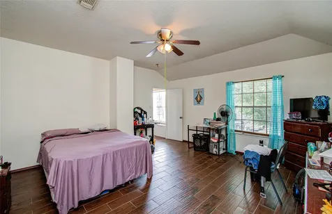 6022 Sattler Park Drive Houston TX 77086