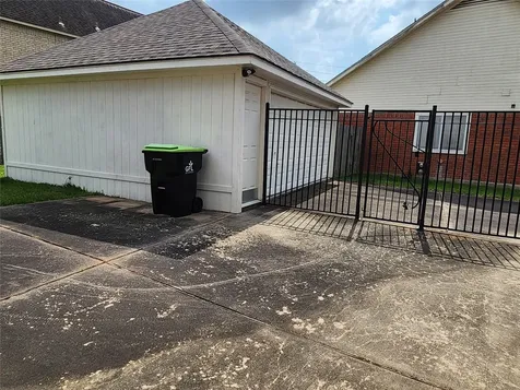 4215 Shady Village Court Missouri City TX 77459