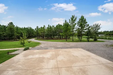 1022 Fm 1696 Road W Huntsville TX 77320