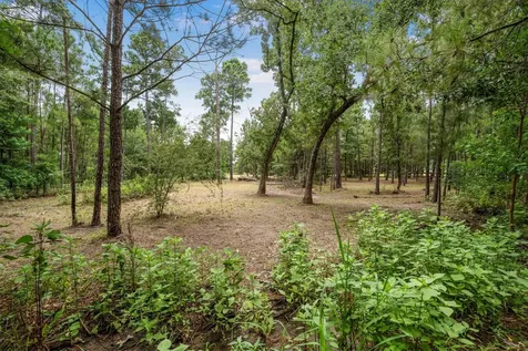 1022 Fm 1696 Road W Huntsville TX 77320