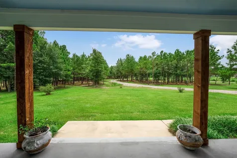 1022 Fm 1696 Road W Huntsville TX 77320