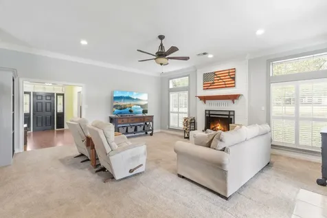 3905 N Briarwood Drive Brenham TX 77833