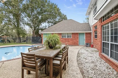 3905 N Briarwood Drive Brenham TX 77833