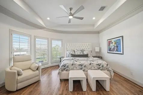6302 Prague Street Houston TX 77007