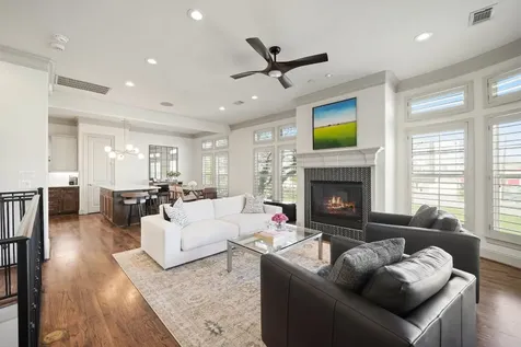 6302 Prague Street Houston TX 77007