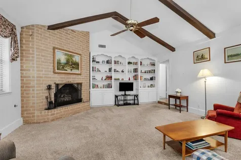 5914 Pine Arbor Drive Houston TX 77066