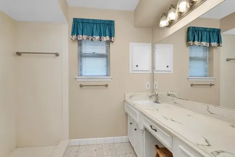 5914 Pine Arbor Drive Houston TX 77066