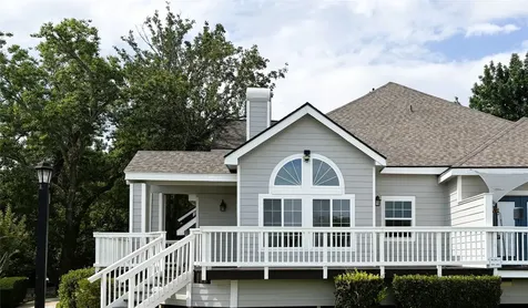 111 Dunbar Estates Drive 404 Friendswood TX 77546