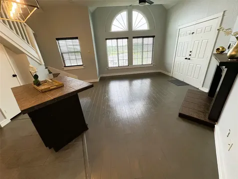 111 Dunbar Estates Drive 404 Friendswood TX 77546