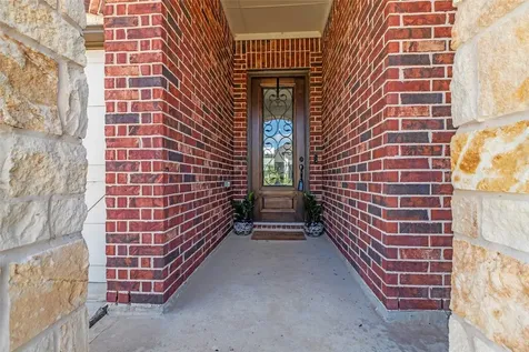 423 Round Top Street Webster TX 77598