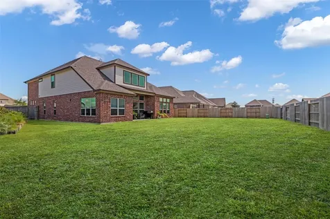 423 Round Top Street Webster TX 77598