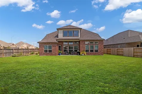 423 Round Top Street Webster TX 77598