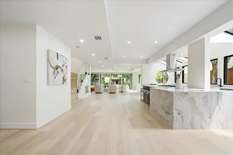 2135 Quenby Street Houston TX 77005