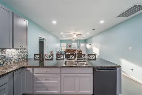 83 Elizabeth Drive Bay City TX 77414