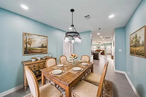83 Elizabeth Drive Bay City TX 77414