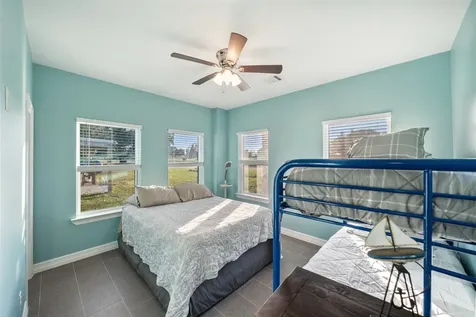 83 Elizabeth Drive Bay City TX 77414