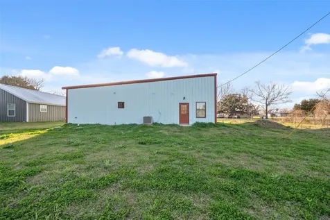 83 Elizabeth Drive Bay City TX 77414
