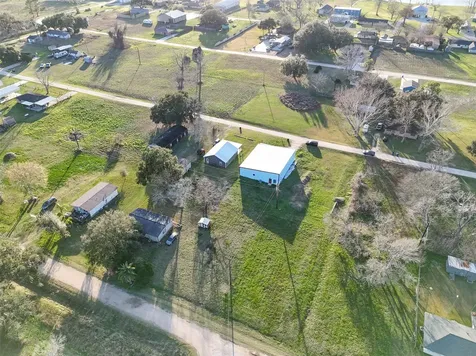 83 Elizabeth Drive Bay City TX 77414