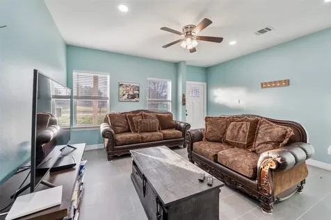 83 Elizabeth Drive Bay City TX 77414