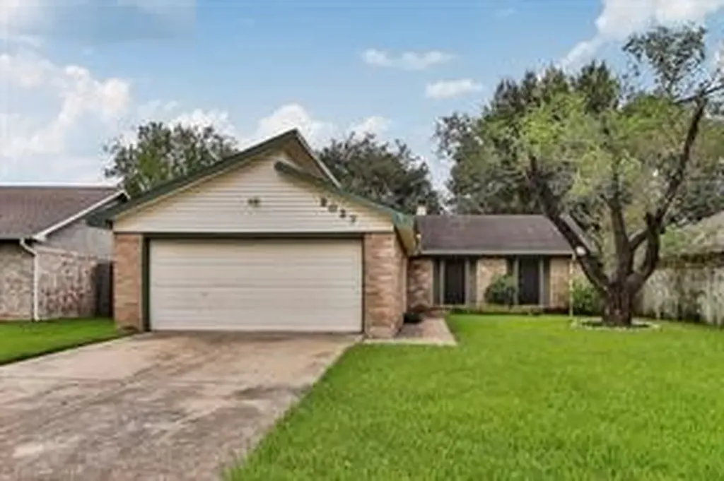 2027 Goodwin Drive Katy TX 77493
