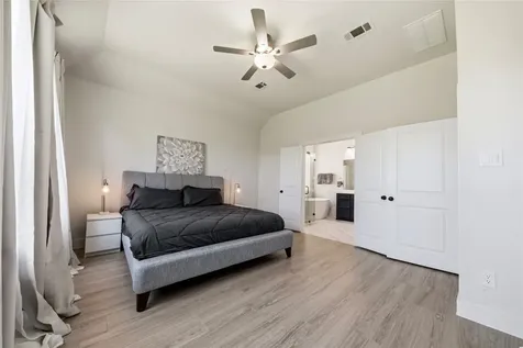 1223 Rolling Crest Drive Missouri City TX 77459