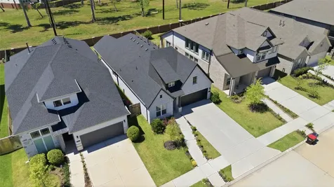 1223 Rolling Crest Drive Missouri City TX 77459