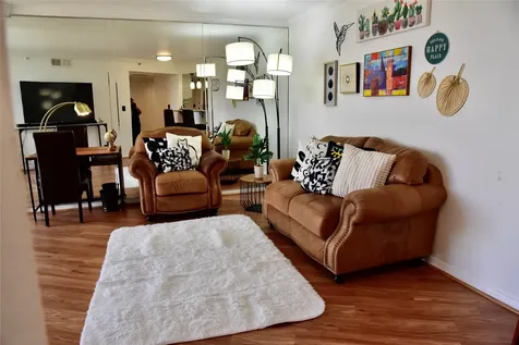 3525 Sage Road 701 Houston TX 77056