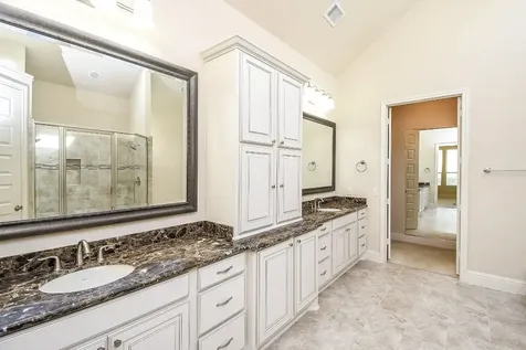 9515 Spring Rose Drive Missouri City TX 77459