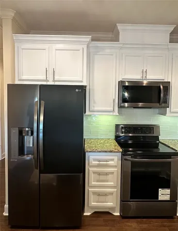17570 Highway 105 W 55w Montgomery TX 77356