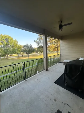 17570 Highway 105 W 55w Montgomery TX 77356