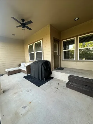 17570 Highway 105 W 55w Montgomery TX 77356