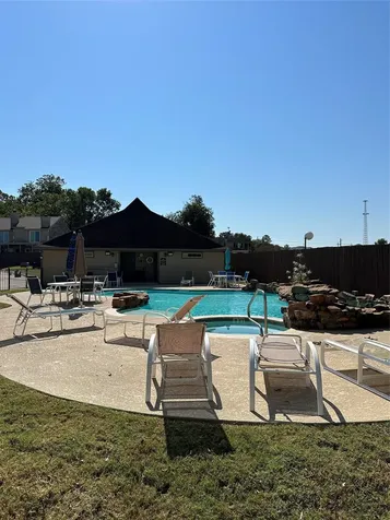 17570 Highway 105 W 55w Montgomery TX 77356