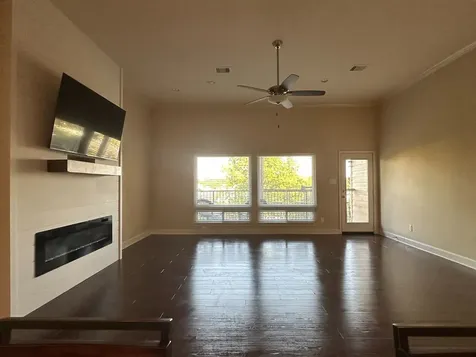 17570 Highway 105 W 55w Montgomery TX 77356