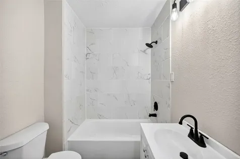 4918 Los Angeles Street Houston TX 77026
