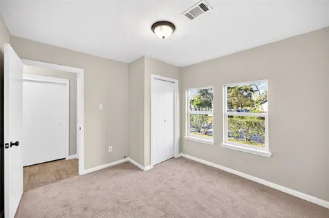 4918 Los Angeles Street Houston TX 77026