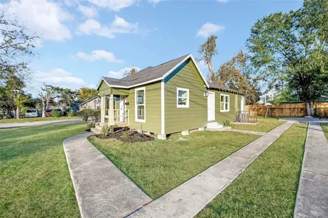 4918 Los Angeles Street Houston TX 77026